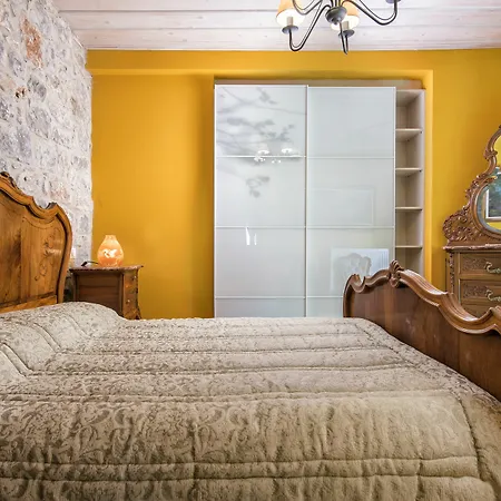 Vip 4 Seasons Hotel 4*
